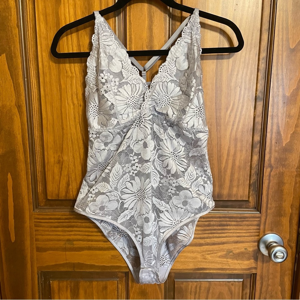 NWOT AE Floral Lace Strappy Body Suit